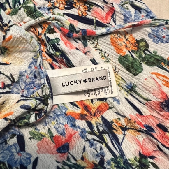 6 items! Package deal- Athleta, Lucky Brand - Picture 5 of 9